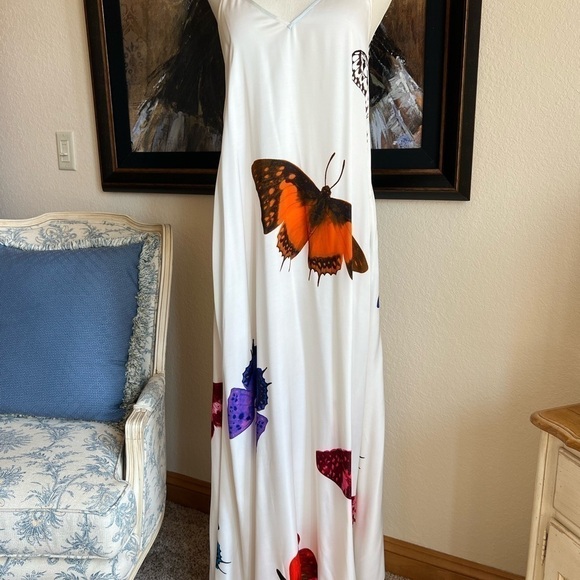 L'AGENCE Dresses & Skirts - NWT L’Agence Maxi Dress Butterfly w/ Pockets Size 8